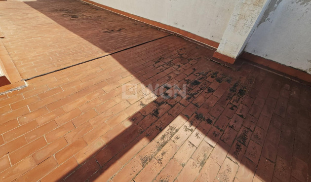 Resale - Apartment / flat - Torrevieja - Estacion De Autobuses