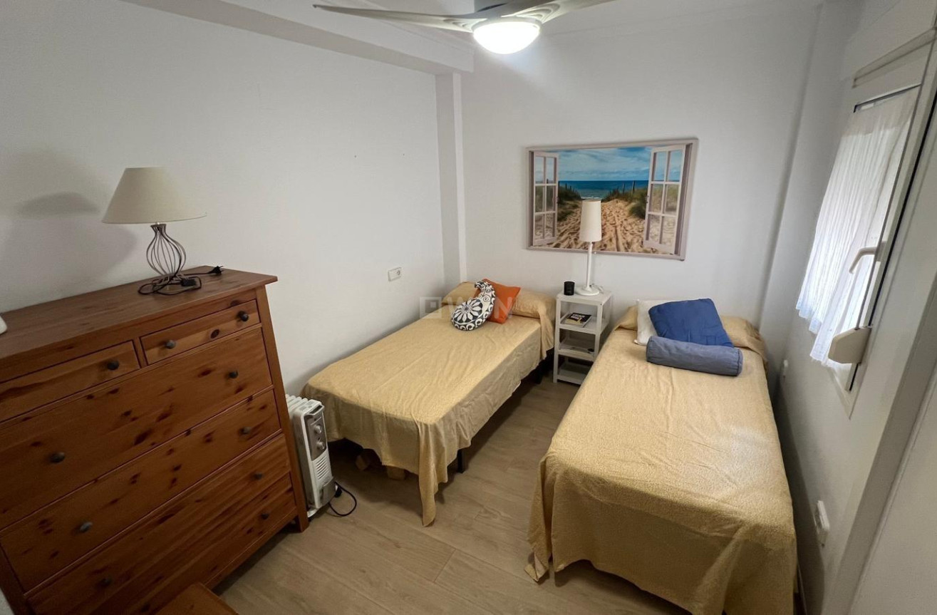 Odsprzedaż - Daszek - Torrevieja - La Mata Pueblo