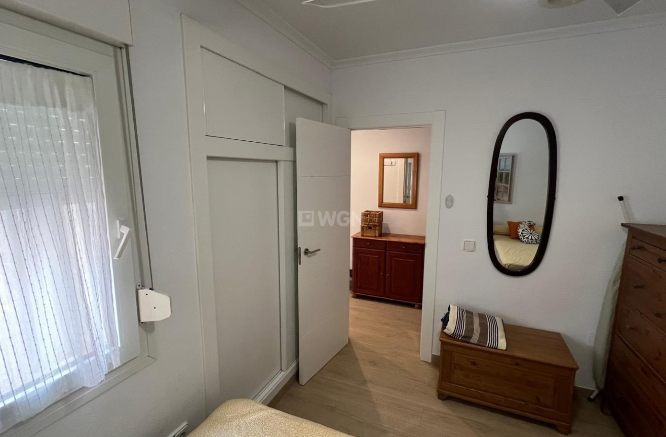 Odsprzedaż - Daszek - Torrevieja - La Mata Pueblo