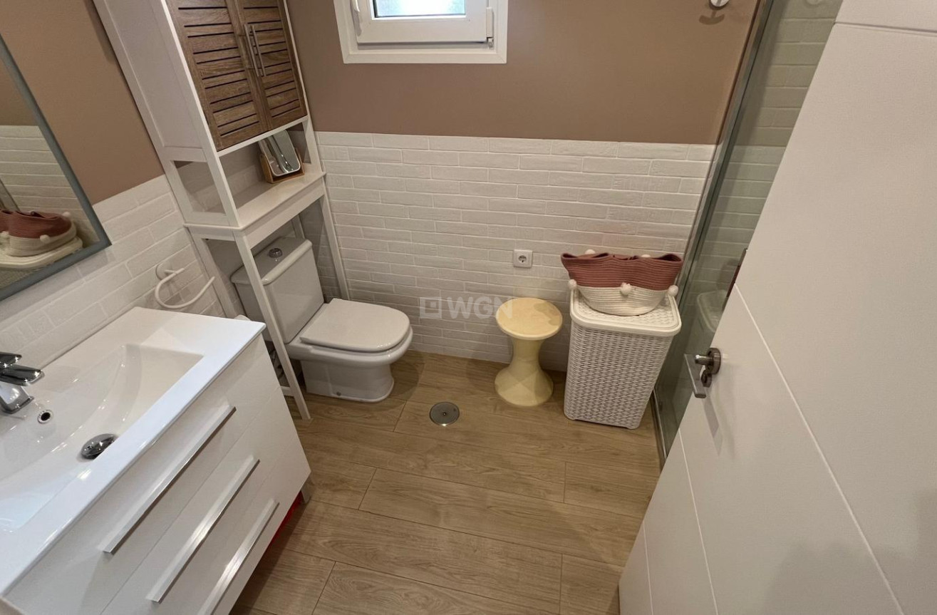 Odsprzedaż - Daszek - Torrevieja - La Mata Pueblo