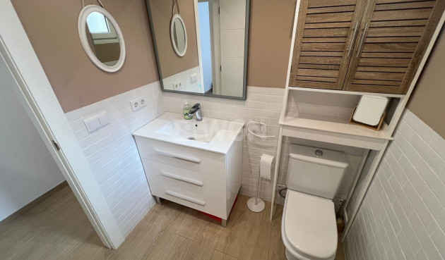 Odsprzedaż - Daszek - Torrevieja - La Mata Pueblo