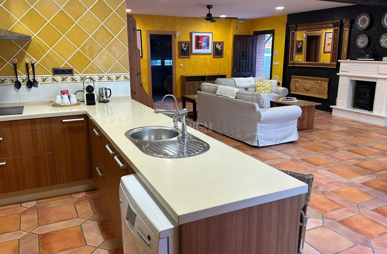 Odsprzedaż - Villa - La Manga del Mar Menor - Playa Principe