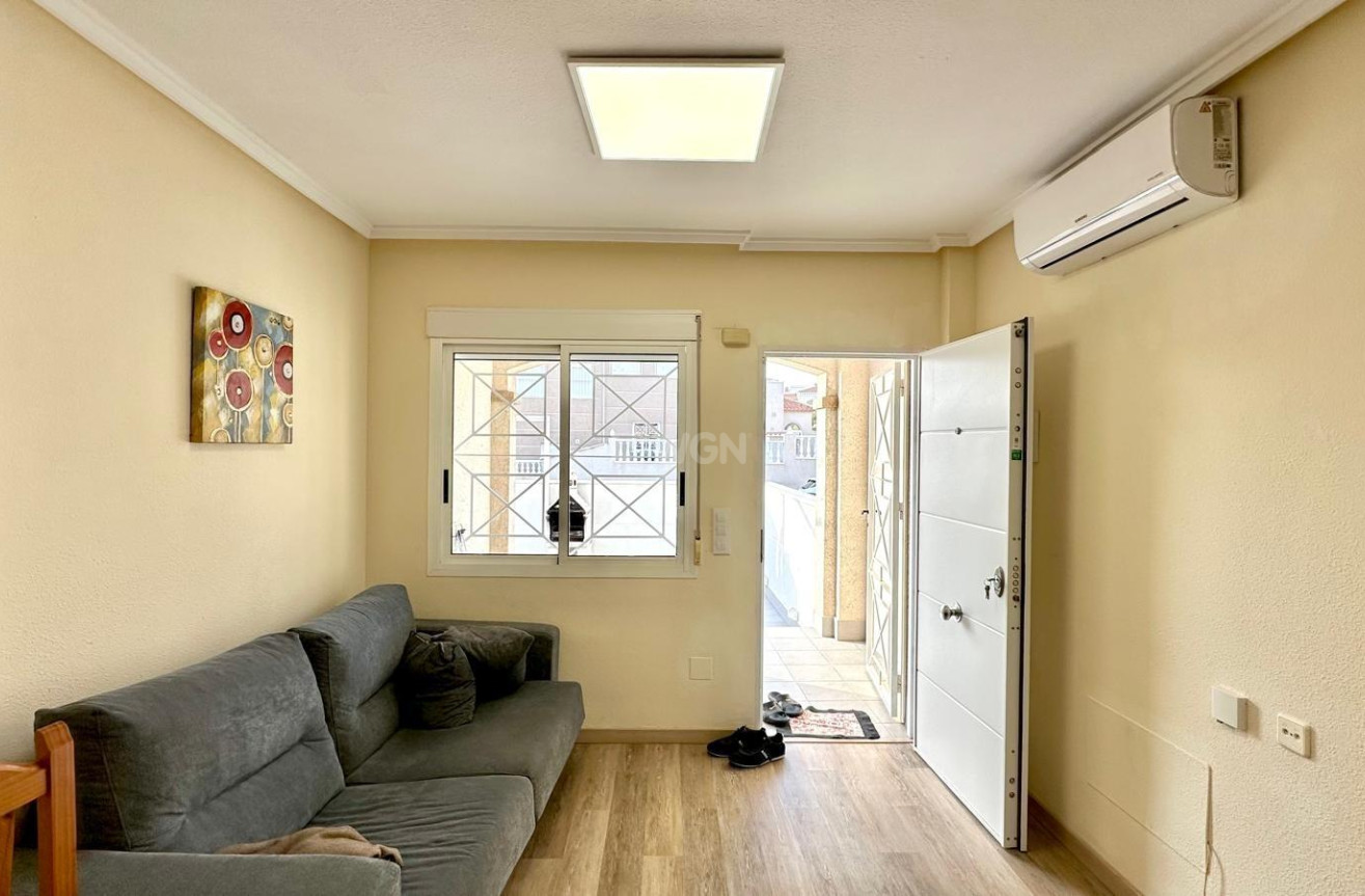 Odsprzedaż - Bungalow - Torrevieja - Torreblanca