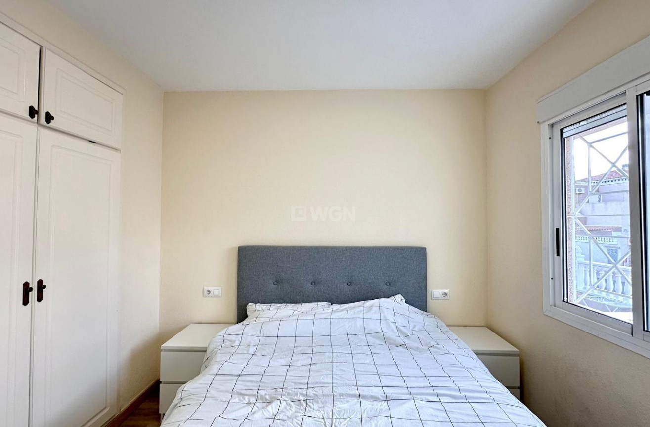 Odsprzedaż - Bungalow - Torrevieja - Torreblanca