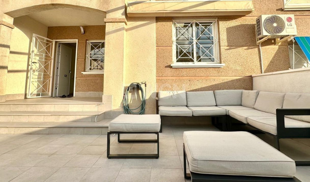 Odsprzedaż - Bungalow - Torrevieja - Torreblanca