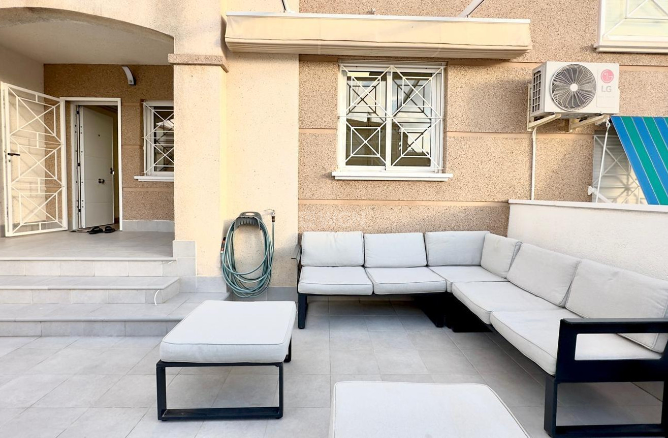 Odsprzedaż - Bungalow - Torrevieja - Torreblanca