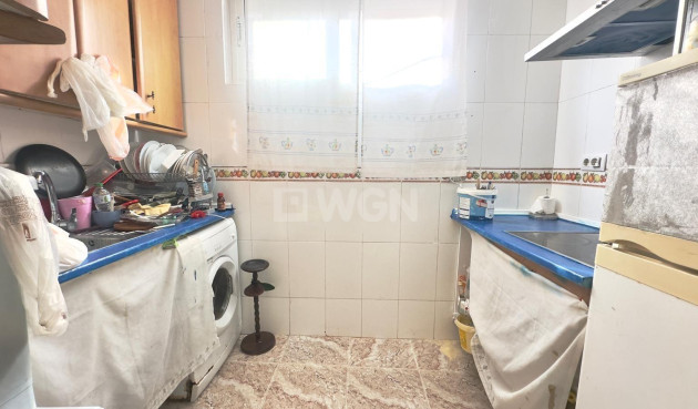 Odsprzedaż - Daszek - Torrevieja - Estacion De Autobuses