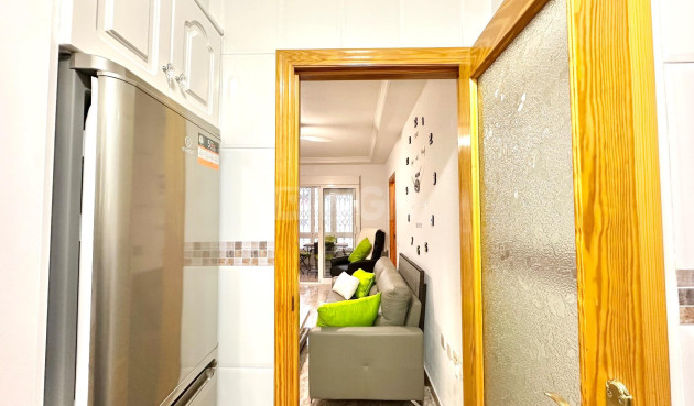 Resale - Apartment / flat - Torrevieja - Centro