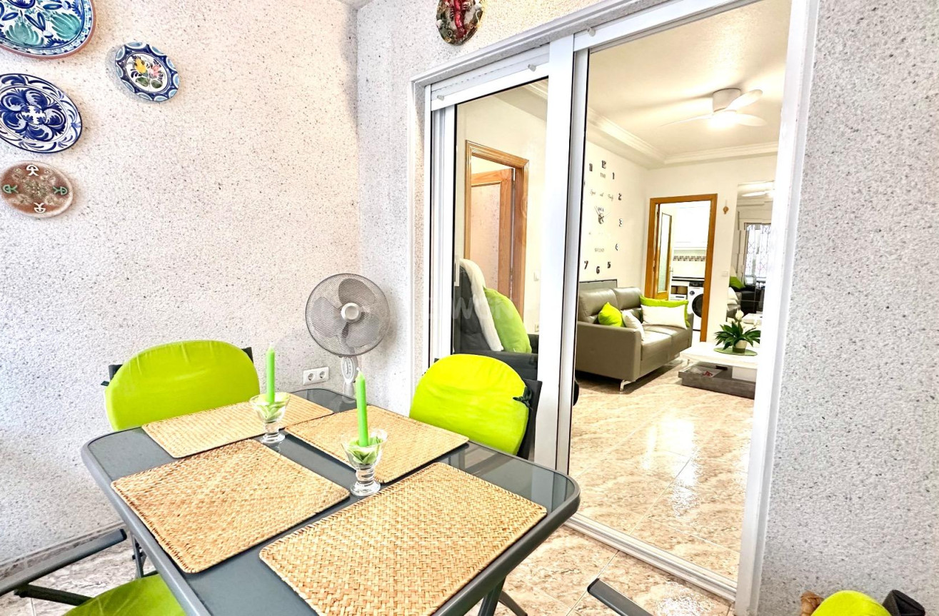 Resale - Apartment / flat - Torrevieja - Centro