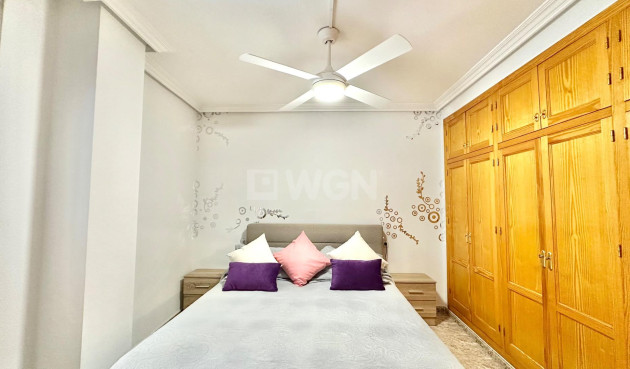 Resale - Apartment / flat - Torrevieja - Centro