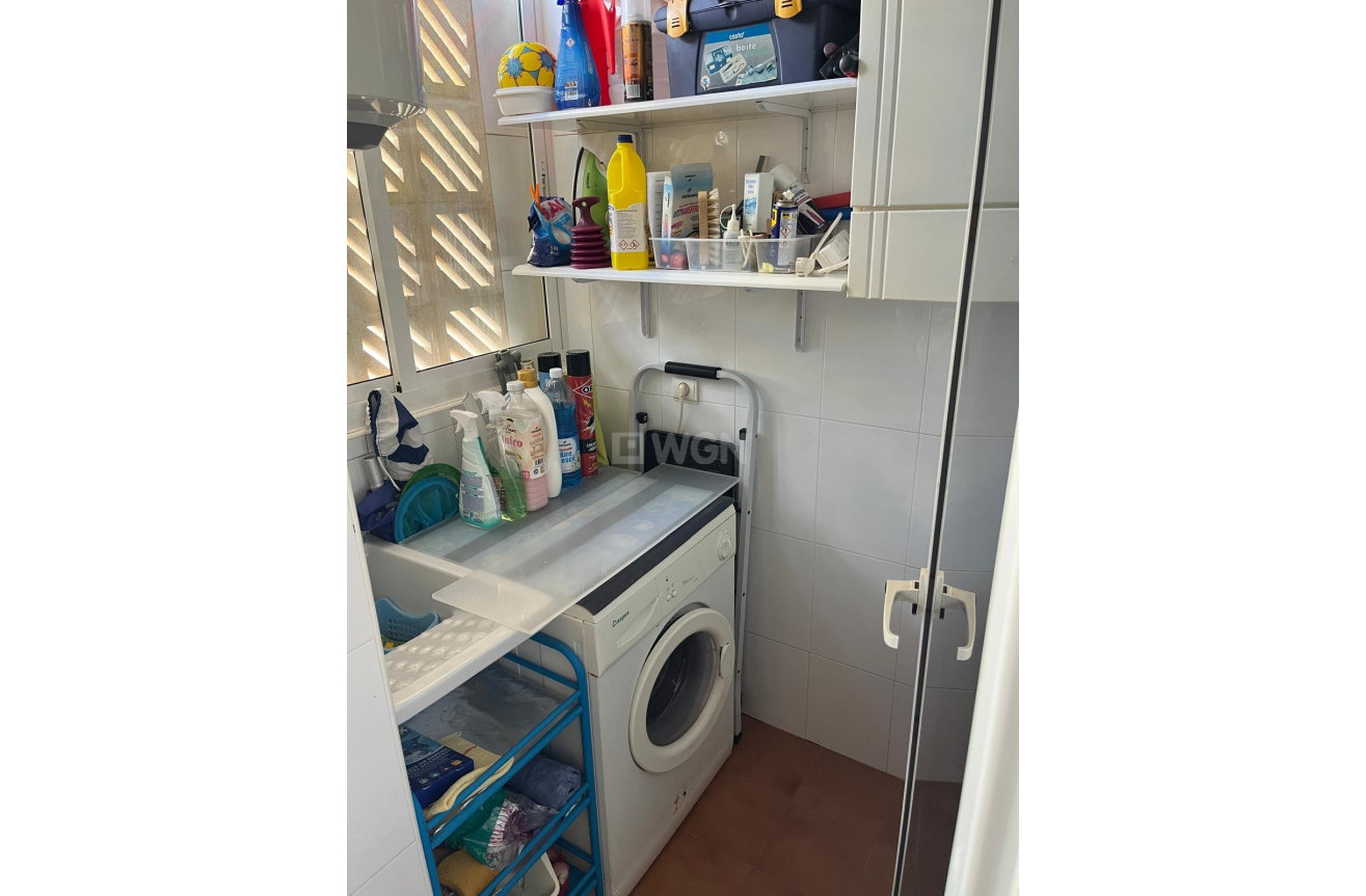 Odsprzedaż - Mieszkanie w bloku - Orihuela Costa - Campoamor