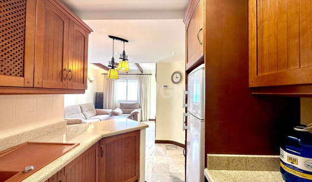 Odsprzedaż - Mieszkanie w bloku - Torrevieja - Los Frutales