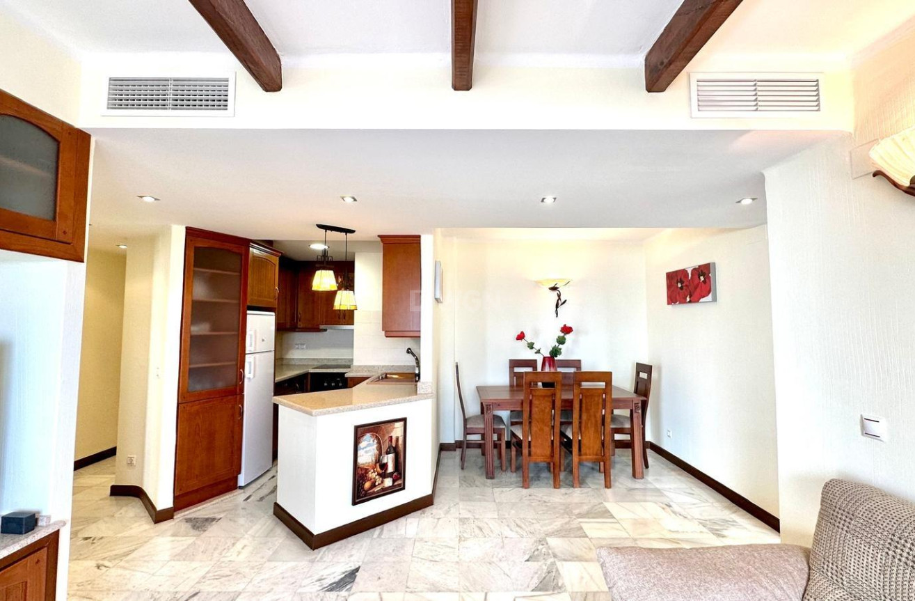 Odsprzedaż - Mieszkanie w bloku - Torrevieja - Los Frutales