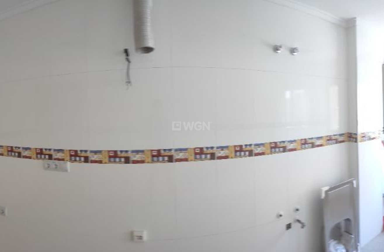 Reventa - Apartamento / piso - Torrevieja - Estacion De Autobuses