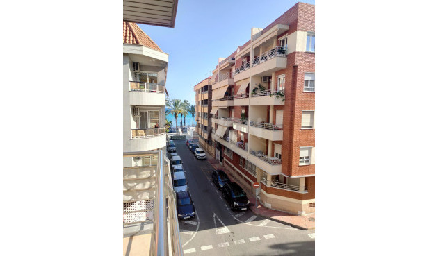 Reventa - Apartamento / piso - Torrevieja - Estacion De Autobuses