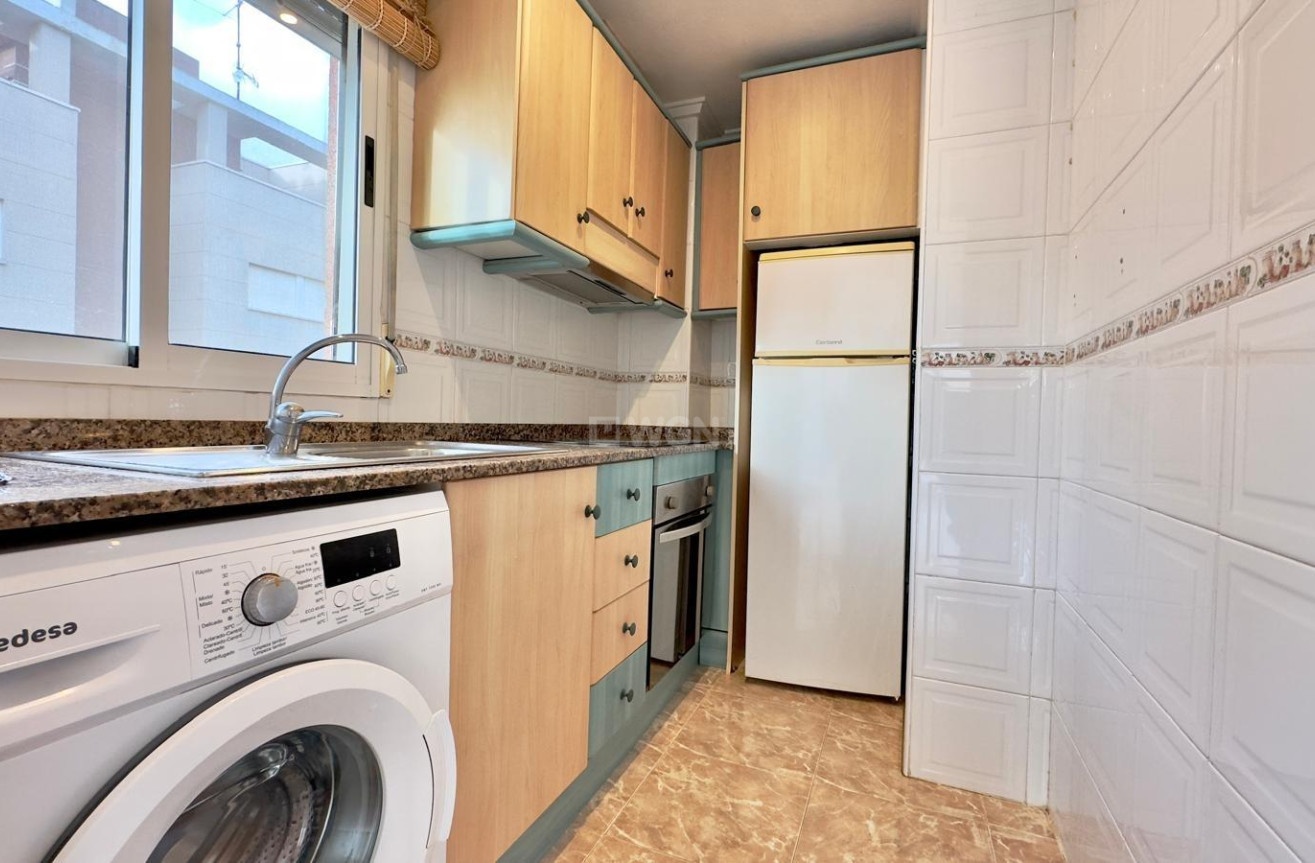 Wiederverkauf - Wohnung - Torrevieja - Playa del Cura