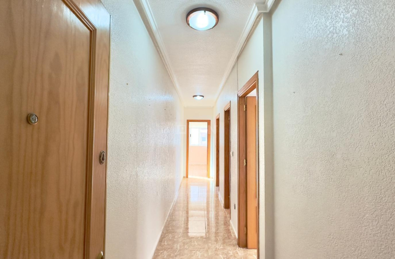 Wiederverkauf - Wohnung - Torrevieja - Playa del Cura