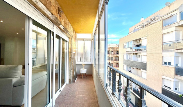 Wiederverkauf - Wohnung - Torrevieja - Centro