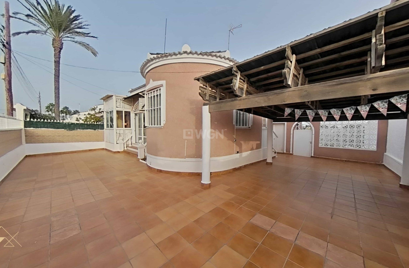 Odsprzedaż - Villa - Torrevieja - San Luis