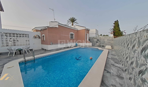 Odsprzedaż - Villa - Torrevieja - San Luis