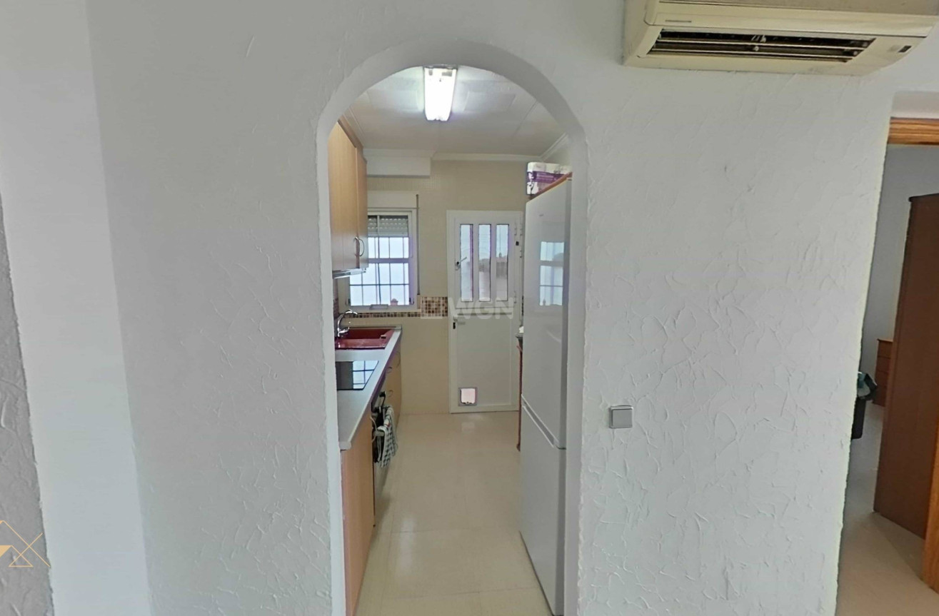 Odsprzedaż - Villa - Torrevieja - San Luis