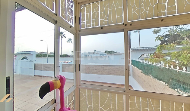 Odsprzedaż - Villa - Torrevieja - San Luis