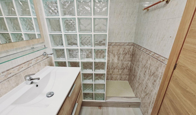 Odsprzedaż - Villa - Torrevieja - La Siesta - El Salado - Torreta