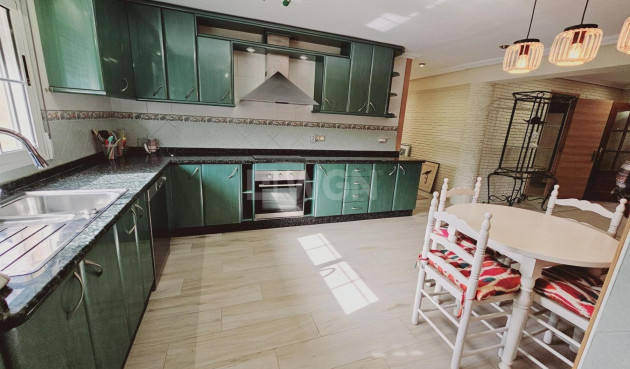 Odsprzedaż - Villa - Torrevieja - La Siesta - El Salado - Torreta