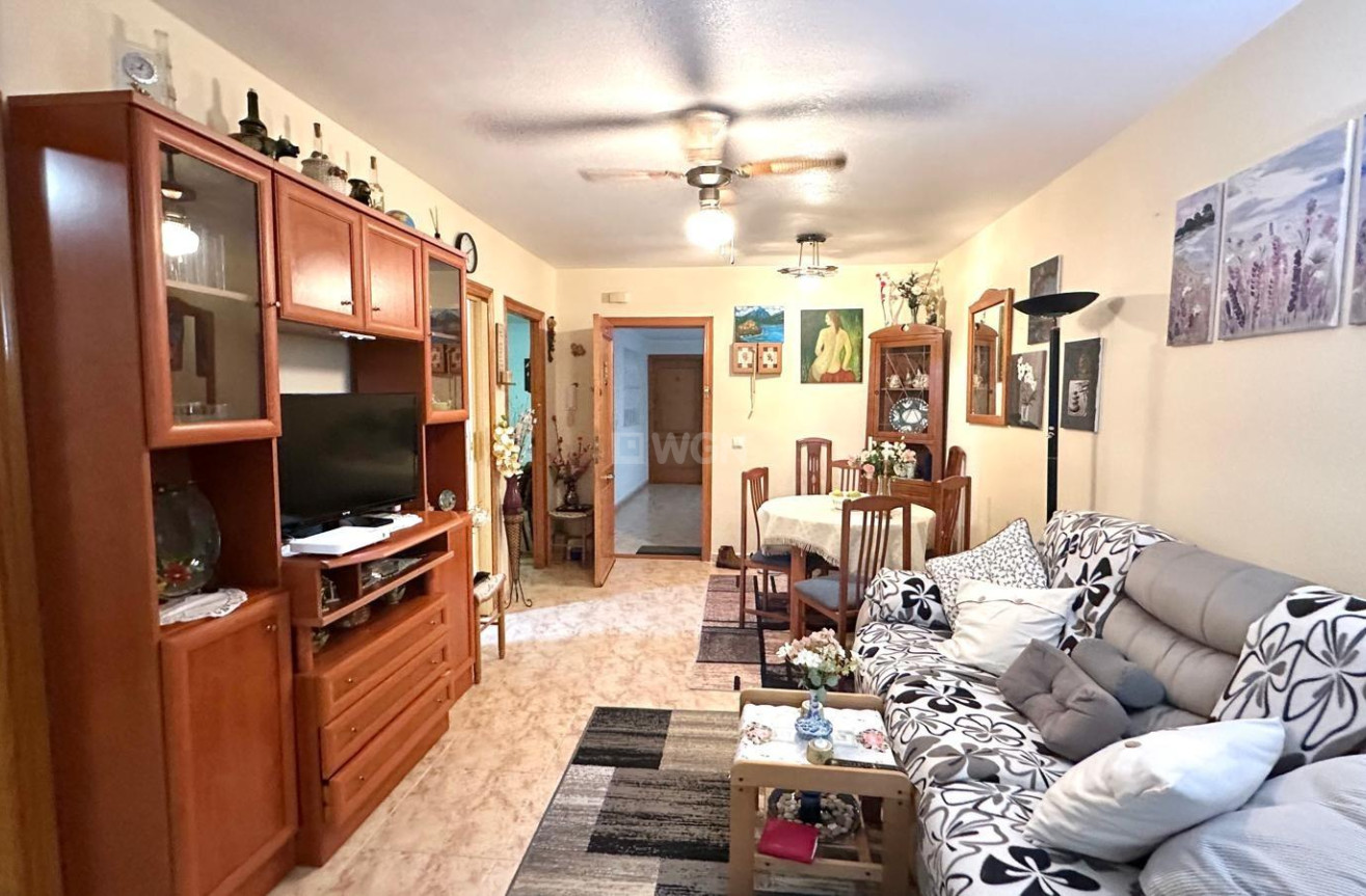 Resale - Apartment / flat - Torrevieja - Centro