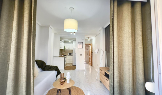 Wiederverkauf - Wohnung - Torrevieja - Playa del Cura