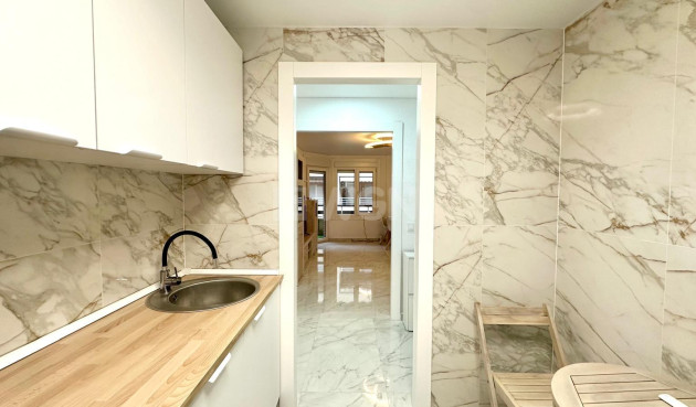 Wiederverkauf - Wohnung - Torrevieja - Playa del Cura