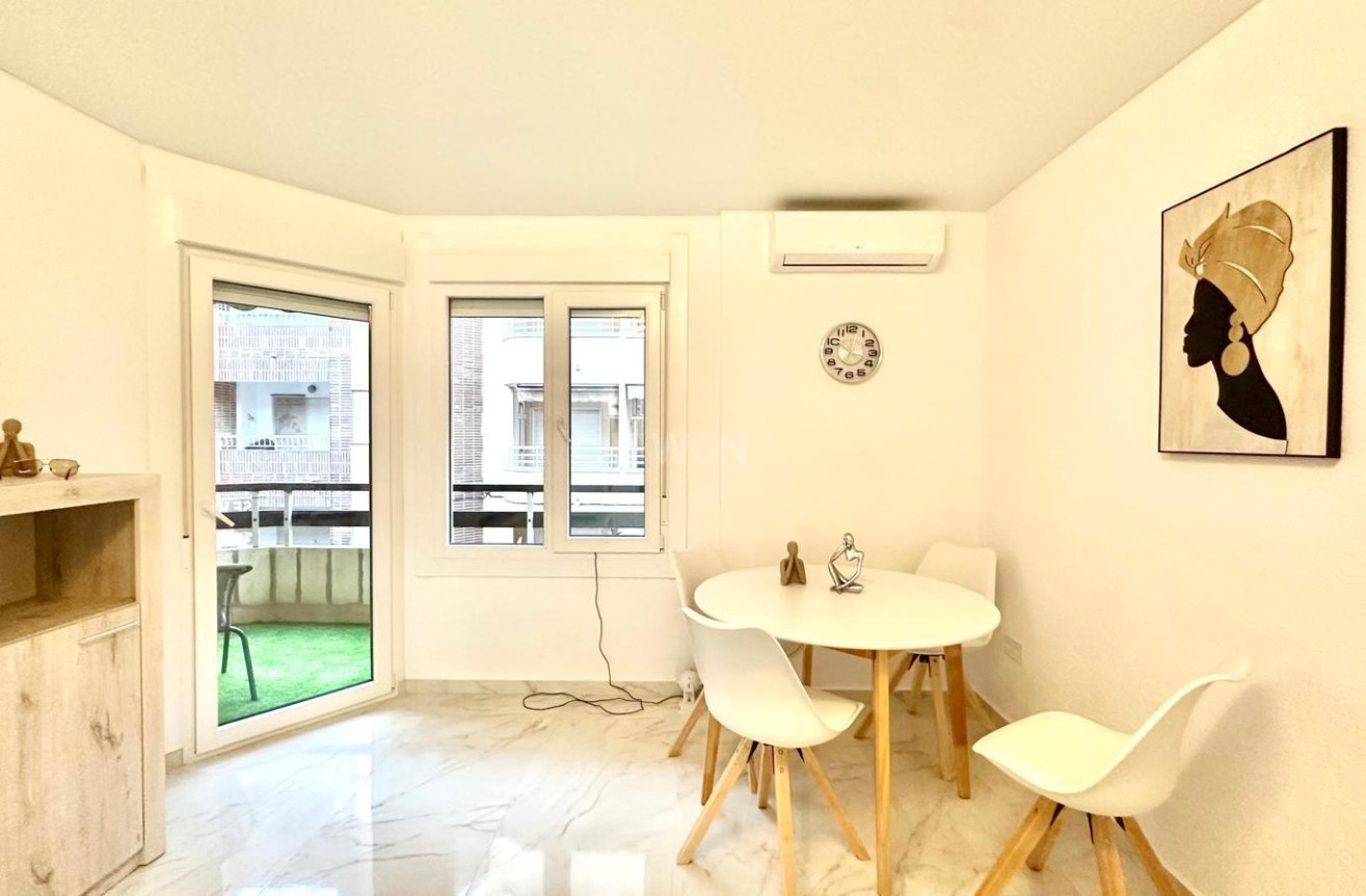 Wiederverkauf - Wohnung - Torrevieja - Playa del Cura