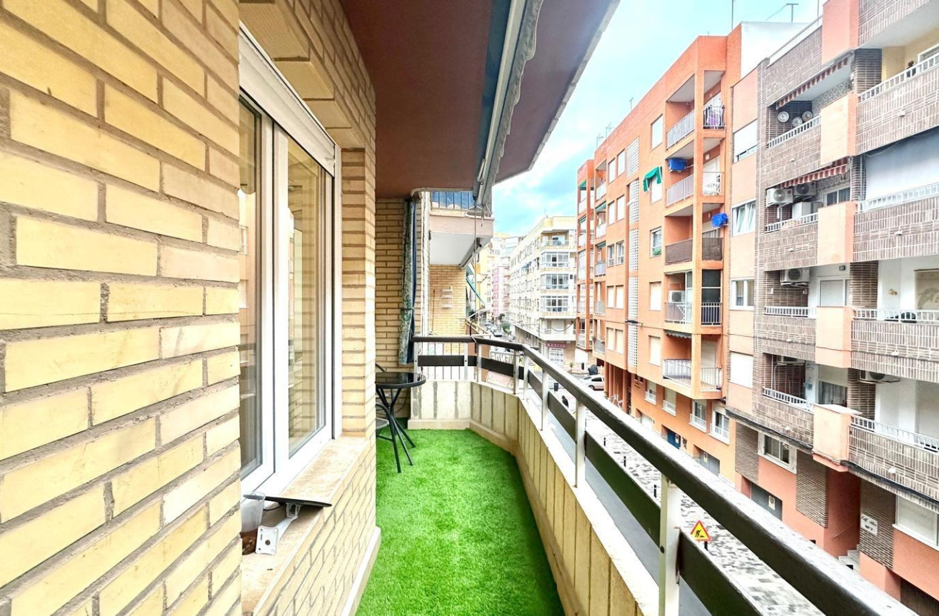 Wiederverkauf - Wohnung - Torrevieja - Playa del Cura