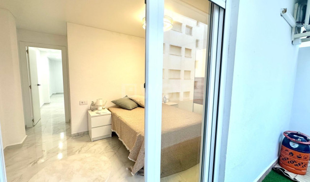 Wiederverkauf - Wohnung - Torrevieja - Playa del Cura