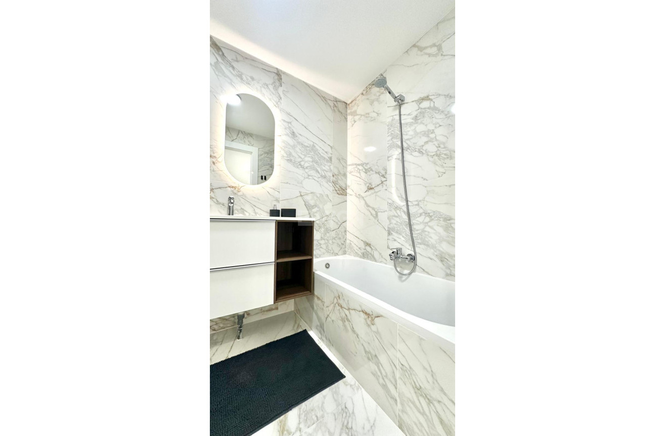 Wiederverkauf - Wohnung - Torrevieja - Playa del Cura