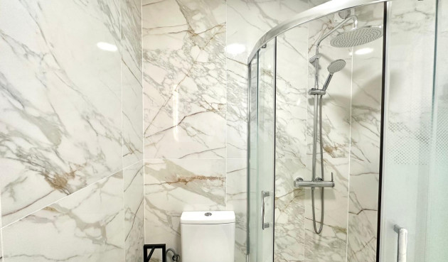 Wiederverkauf - Wohnung - Torrevieja - Playa del Cura