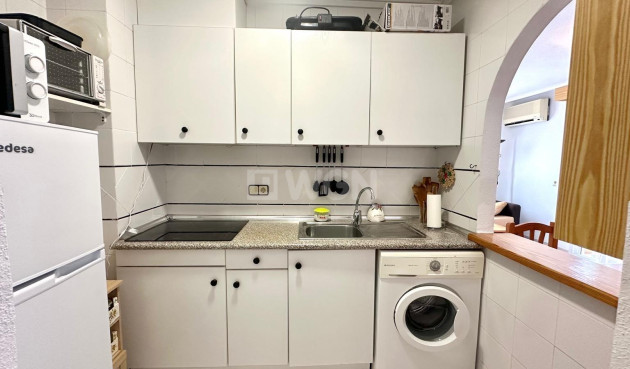 Odsprzedaż - Daszek - Torrevieja - Acequion