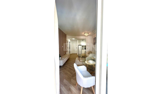 Wiederverkauf - Wohnung - Torrevieja - Centro