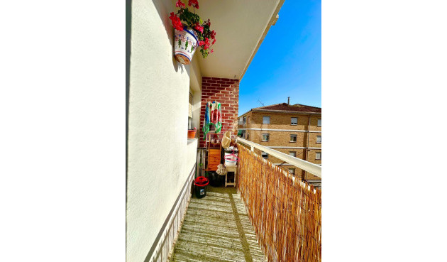 Resale - Apartment / flat - Torrevieja - Estacion De Autobuses