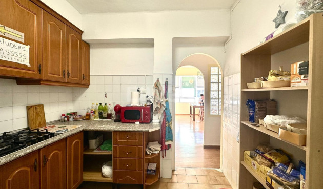 Resale - Apartment / flat - Torrevieja - Estacion De Autobuses