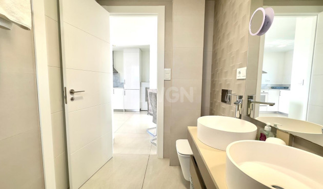 Reventa - Apartamento / piso - Finestrat