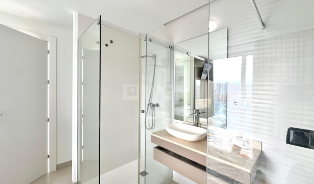 Reventa - Apartamento / piso - Finestrat