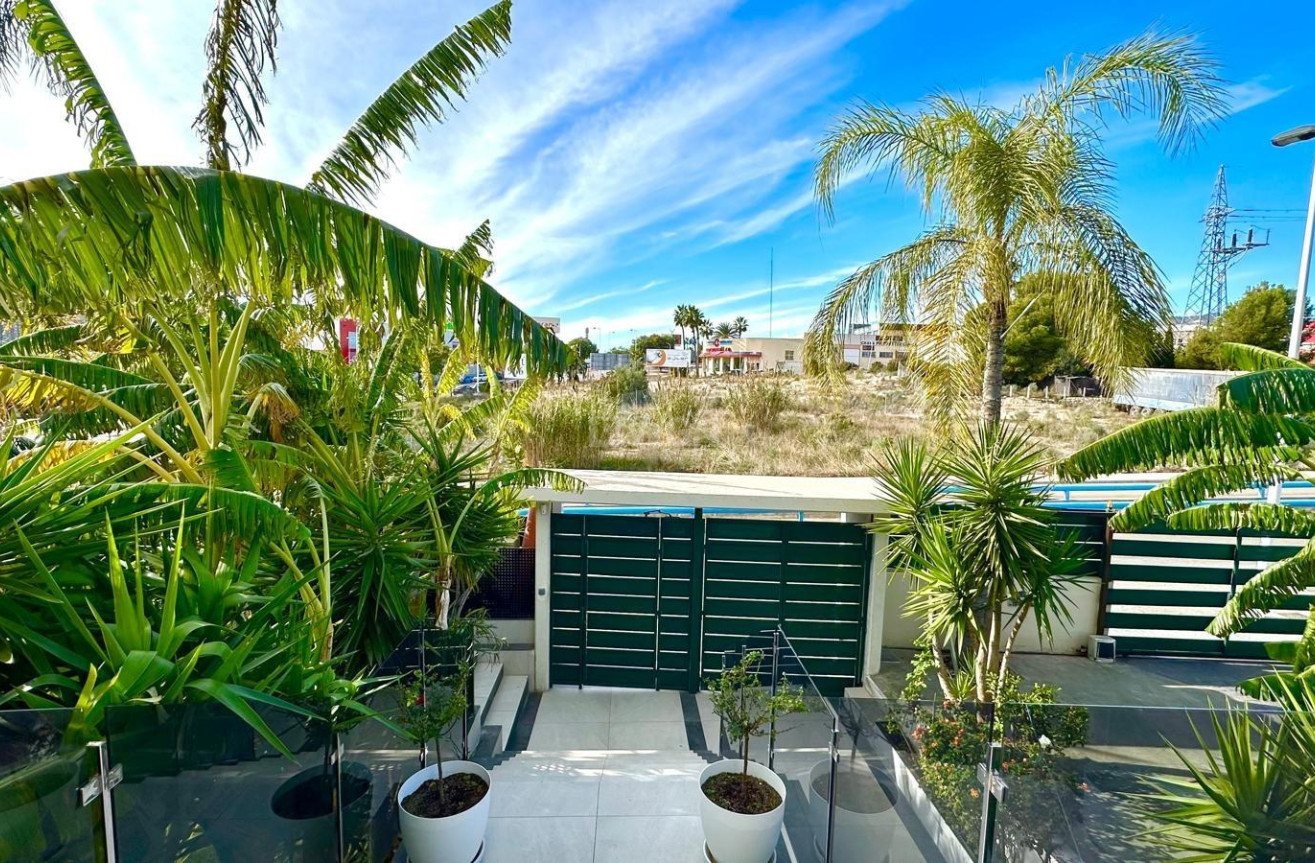 Odsprzedaż - Mieszkanie w bloku - Finestrat