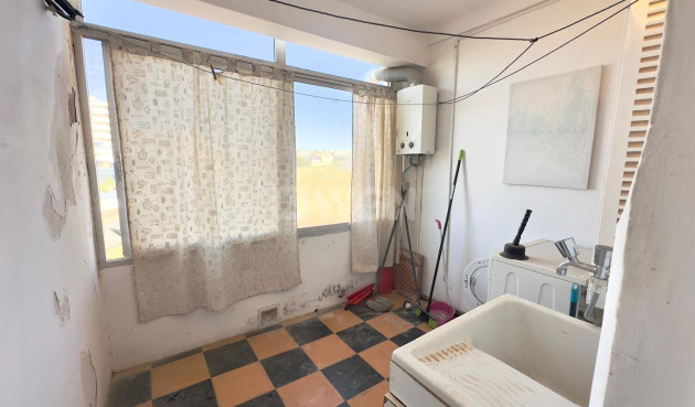 Reventa - Apartamento / piso - Torrevieja - Zona Los Frutales