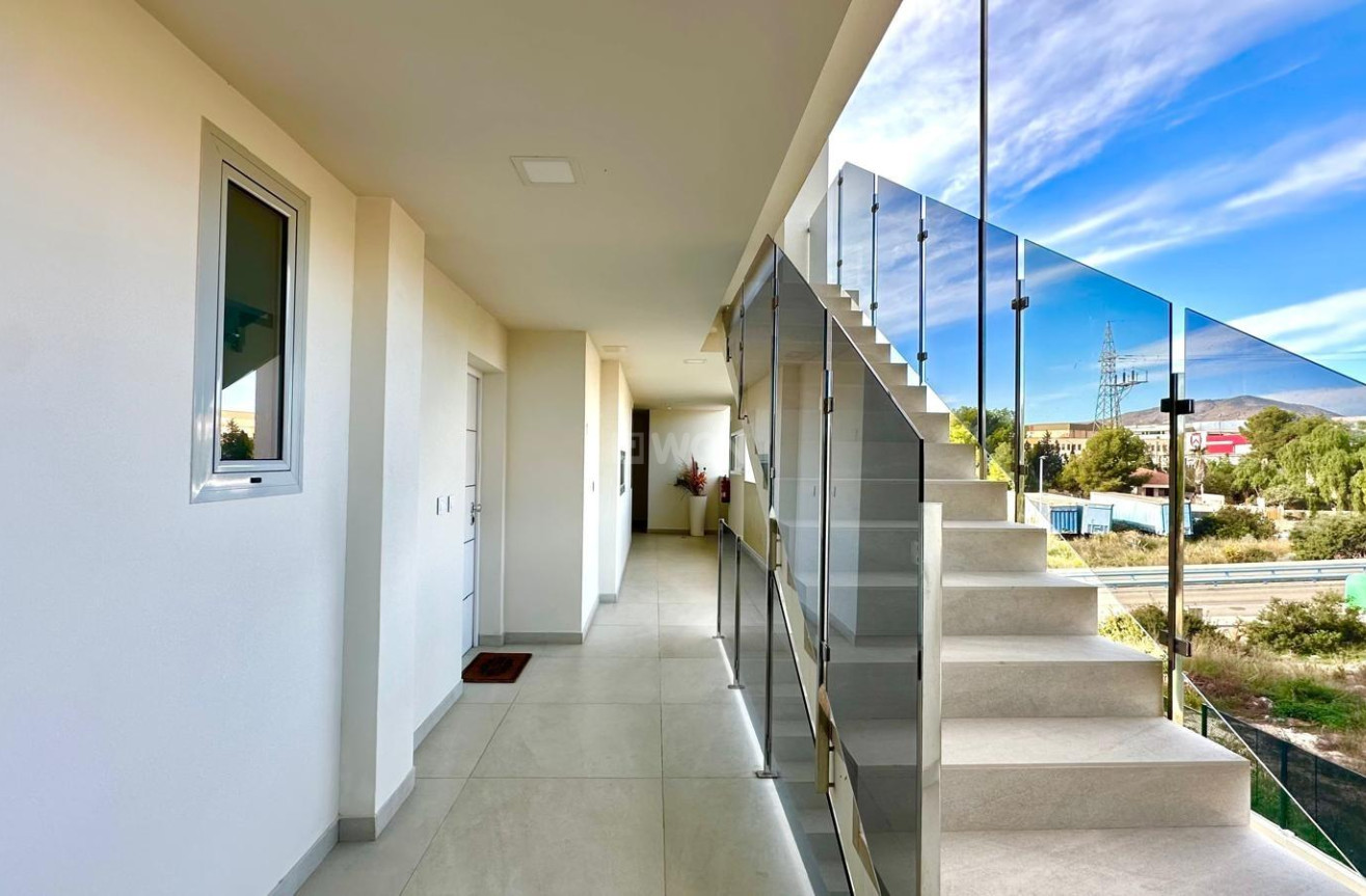 Reventa - Apartamento / piso - Finestrat