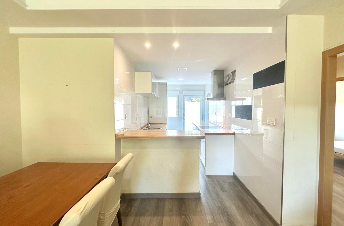 Odsprzedaż - Mieszkanie w bloku - Orihuela Costa - Altos De Campoamor