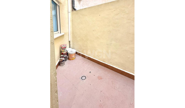 Odsprzedaż - Mieszkanie w bloku - Torrevieja - La Mata Pueblo