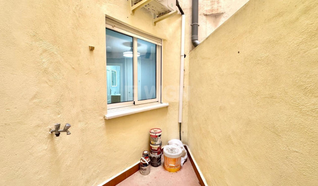 Odsprzedaż - Mieszkanie w bloku - Torrevieja - La Mata Pueblo