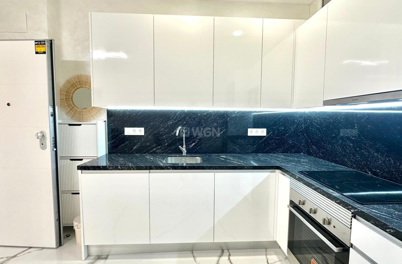 Wiederverkauf - Wohnung - Torrevieja - Playa del Cura