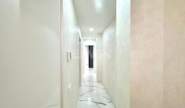 Wiederverkauf - Wohnung - Torrevieja - Playa del Cura